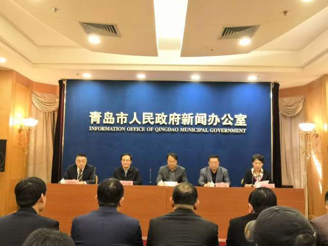 游泳冠军赛.jpg